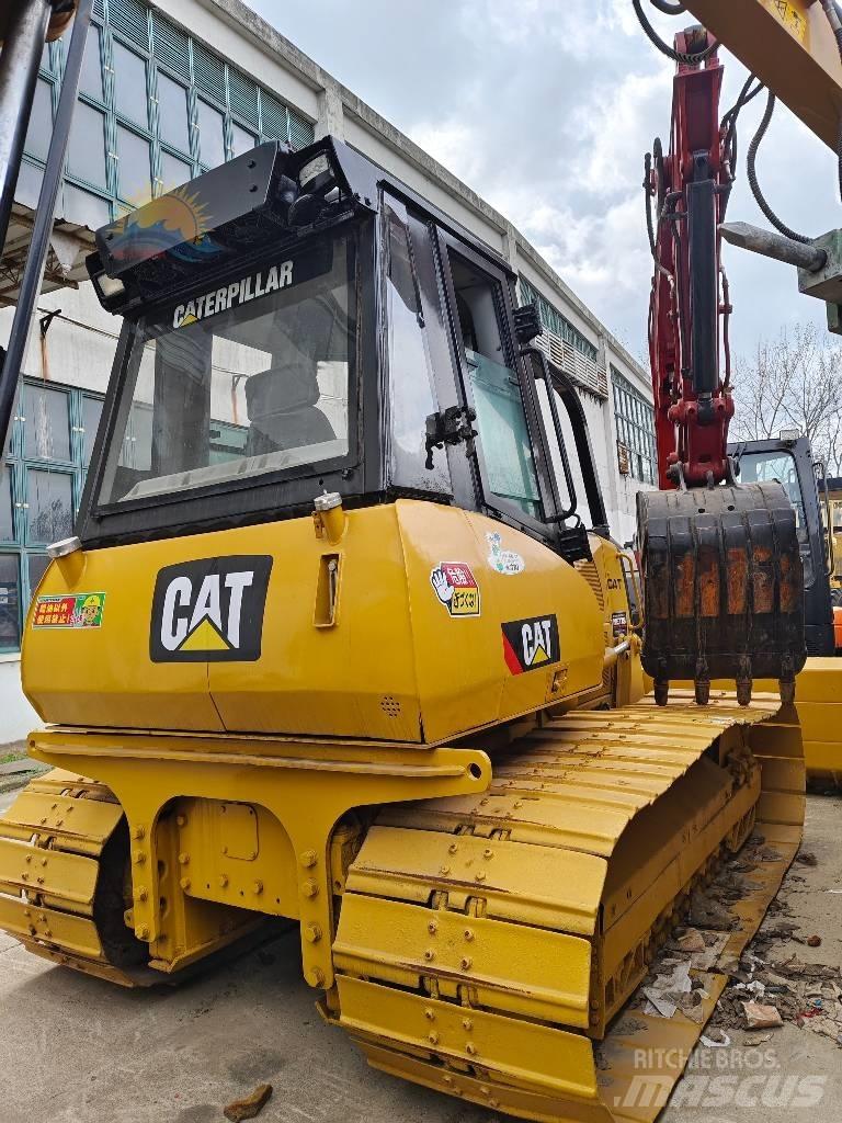 CAT D 5 K lánctalpas dózerek