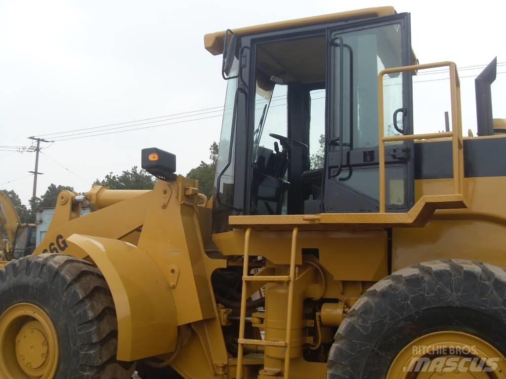 CAT 966G Gumikerekes homlokrakodók