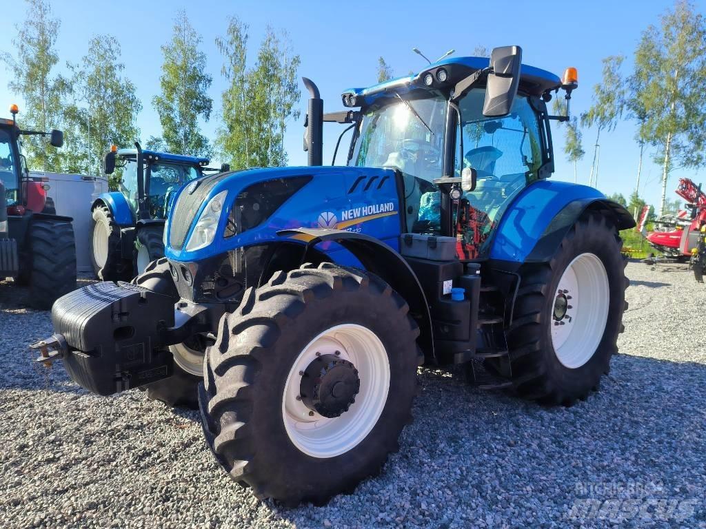 New Holland T 7.230 Traktorok