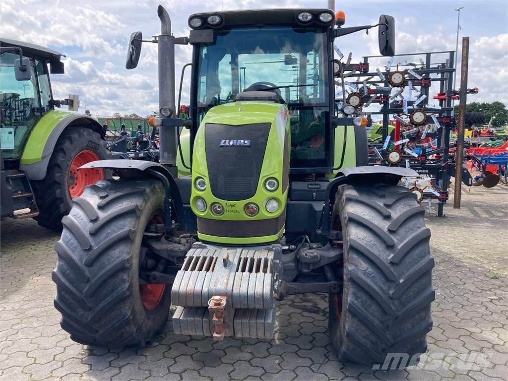 CLAAS Arion 640 Traktorok
