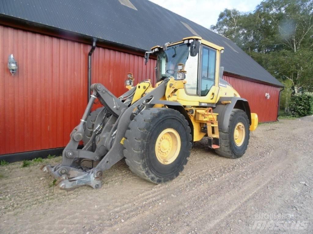 Volvo L 90 H Gumikerekes homlokrakodók