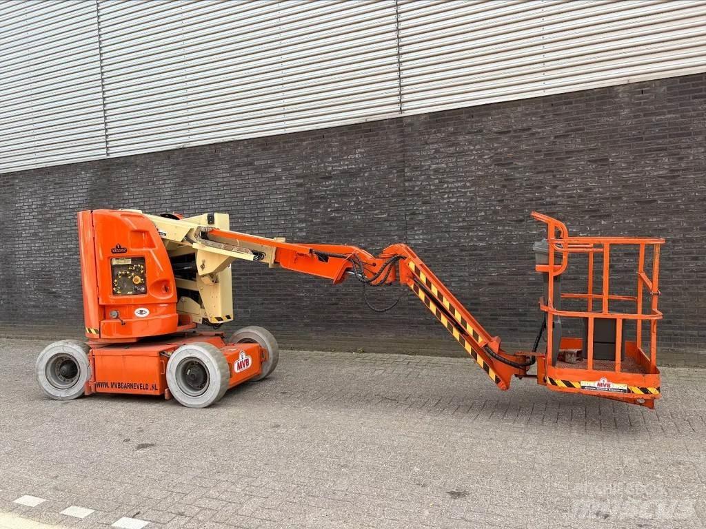 JLG E300AJP Karos emelők