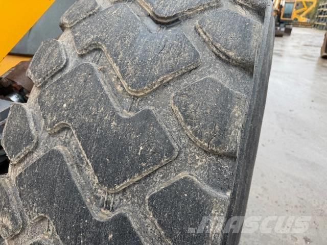 Liebherr L 538 Gumikerekes homlokrakodók