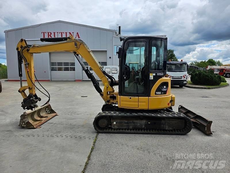 CAT 305 C Mini kotrók < 7t