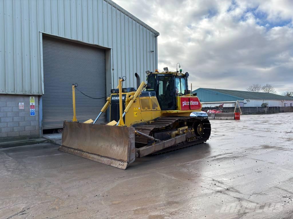 Komatsu D65PX-18E0 lánctalpas dózerek