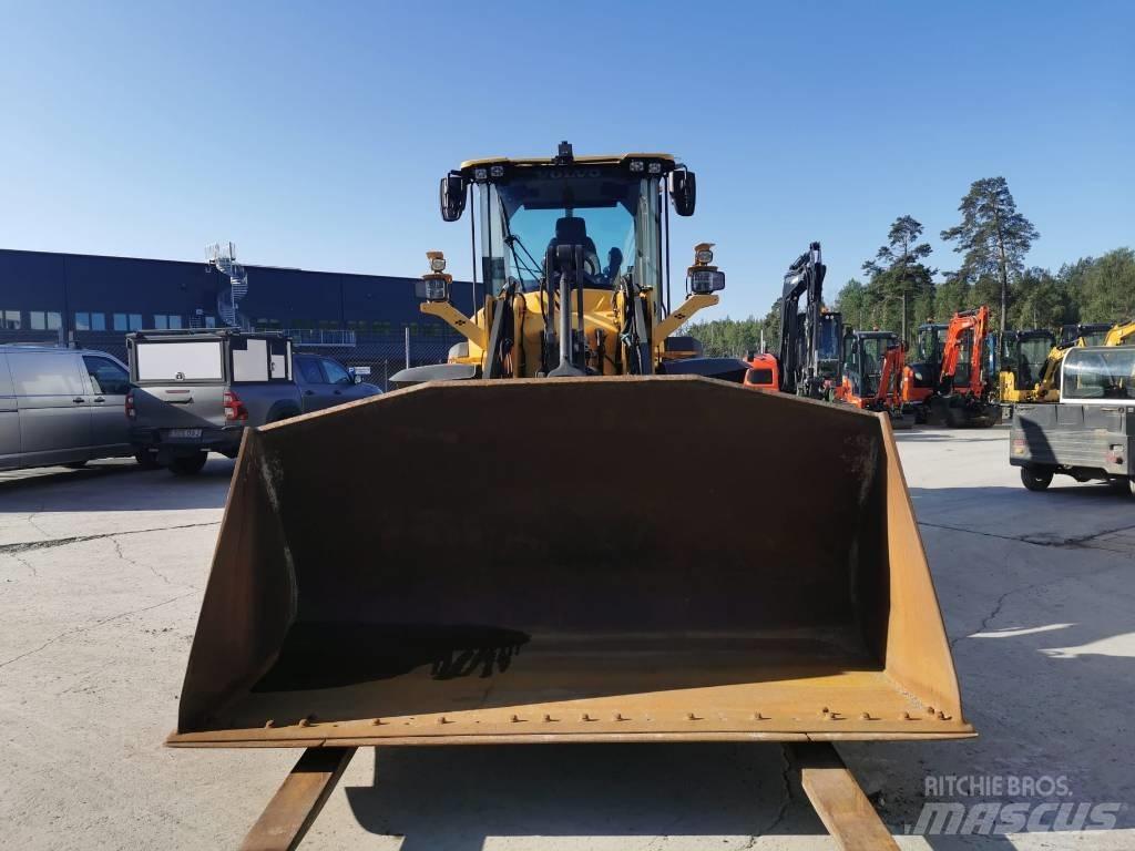 Volvo L 90 H Gumikerekes homlokrakodók