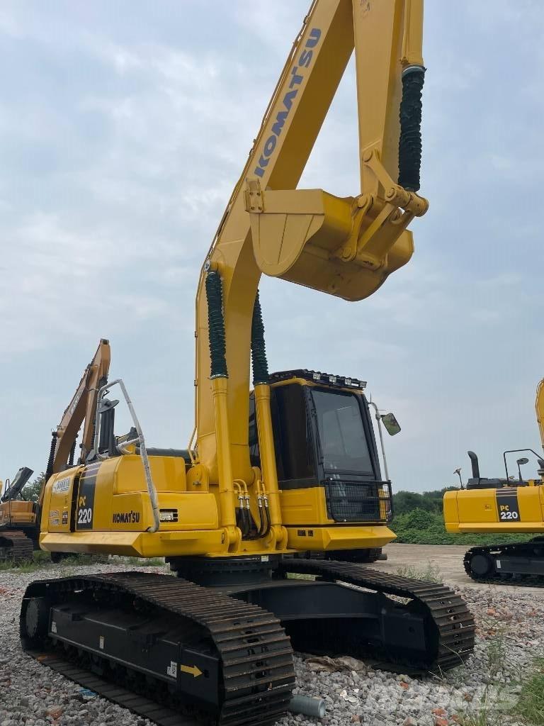 Komatsu PC 220 Lánctalpas kotrók