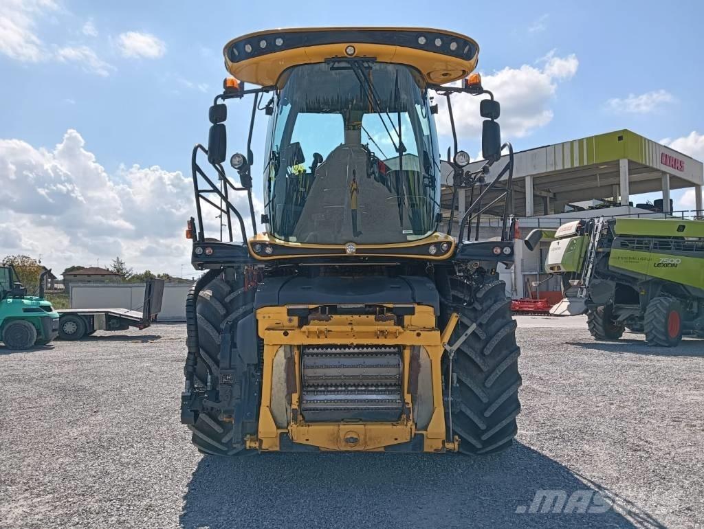 New Holland FR 650 Önjáró szecskázók