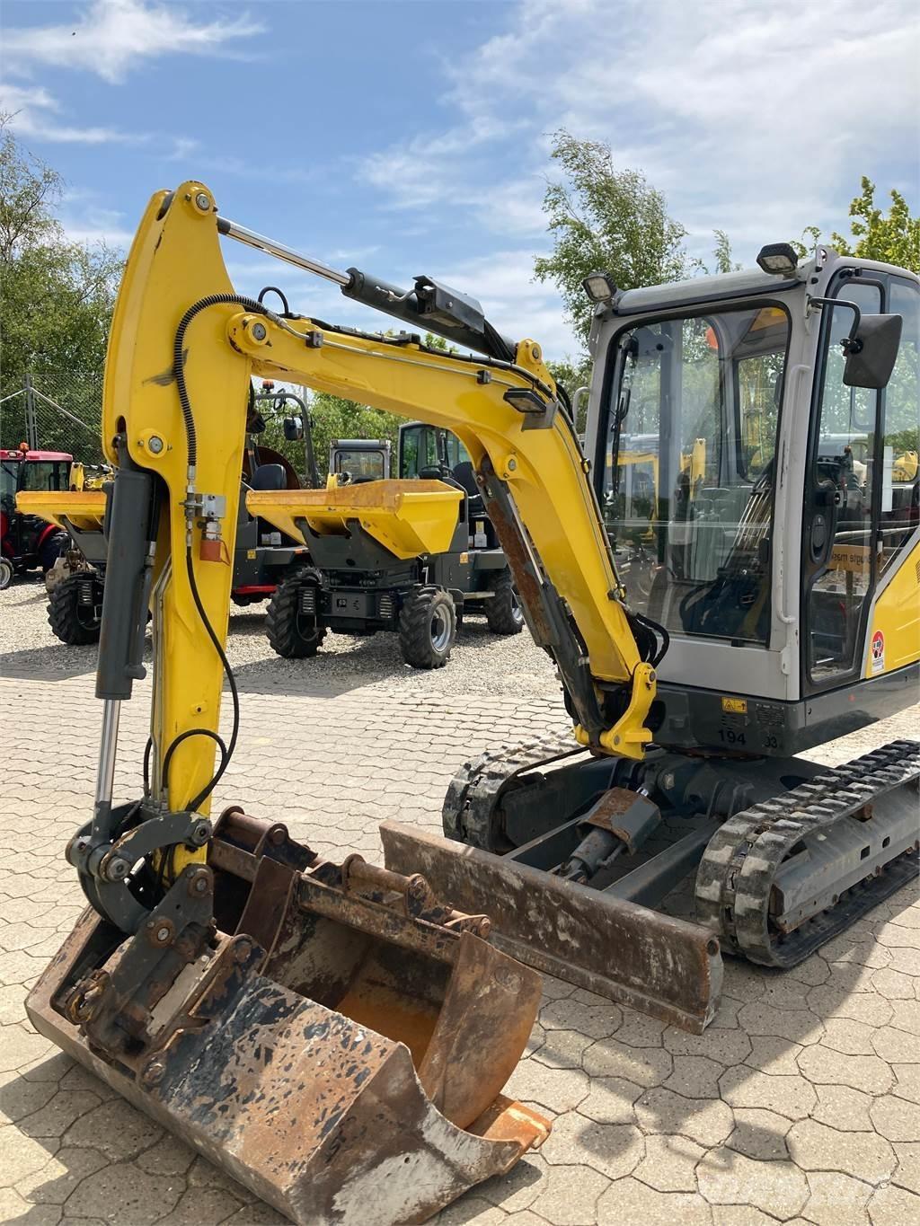 Wacker Neuson ET24 Mini kotrók < 7t