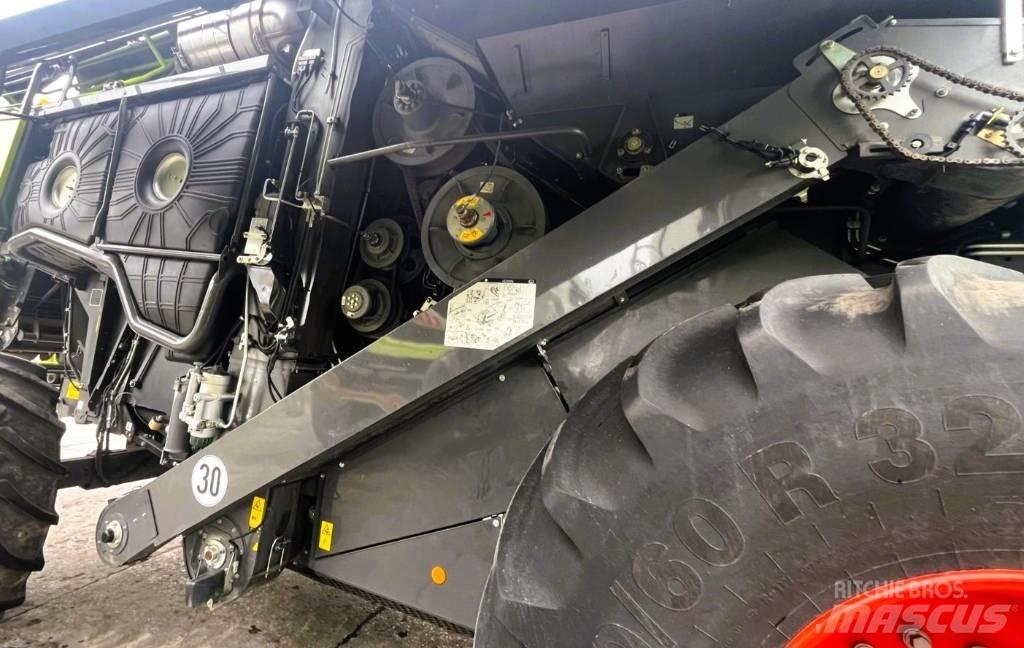 CLAAS Lexion 6800 Kombájnok