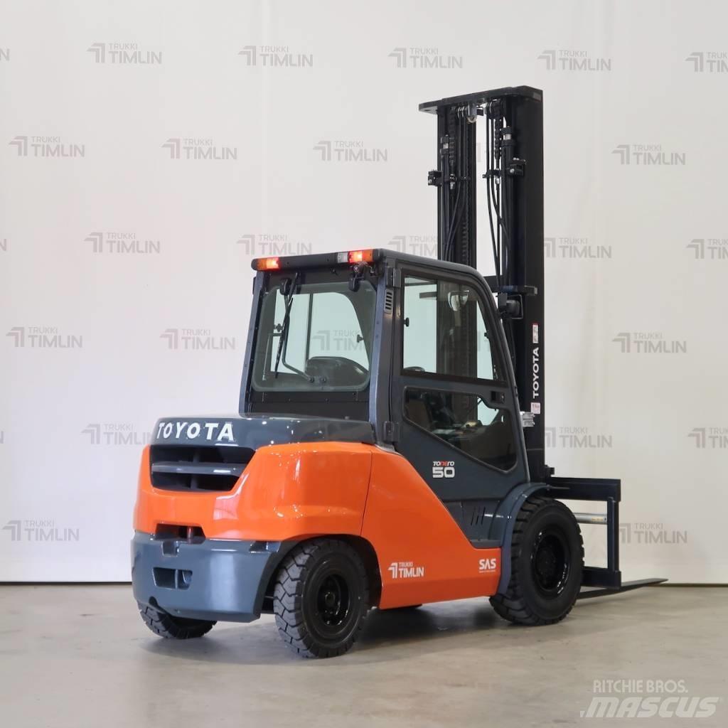 Toyota 40-8FD50N Dízel targoncák