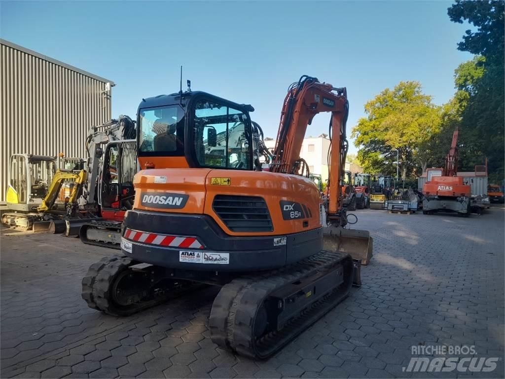 Doosan DX85R-3 Közepes (midi) kotrók 7 t - 12 t