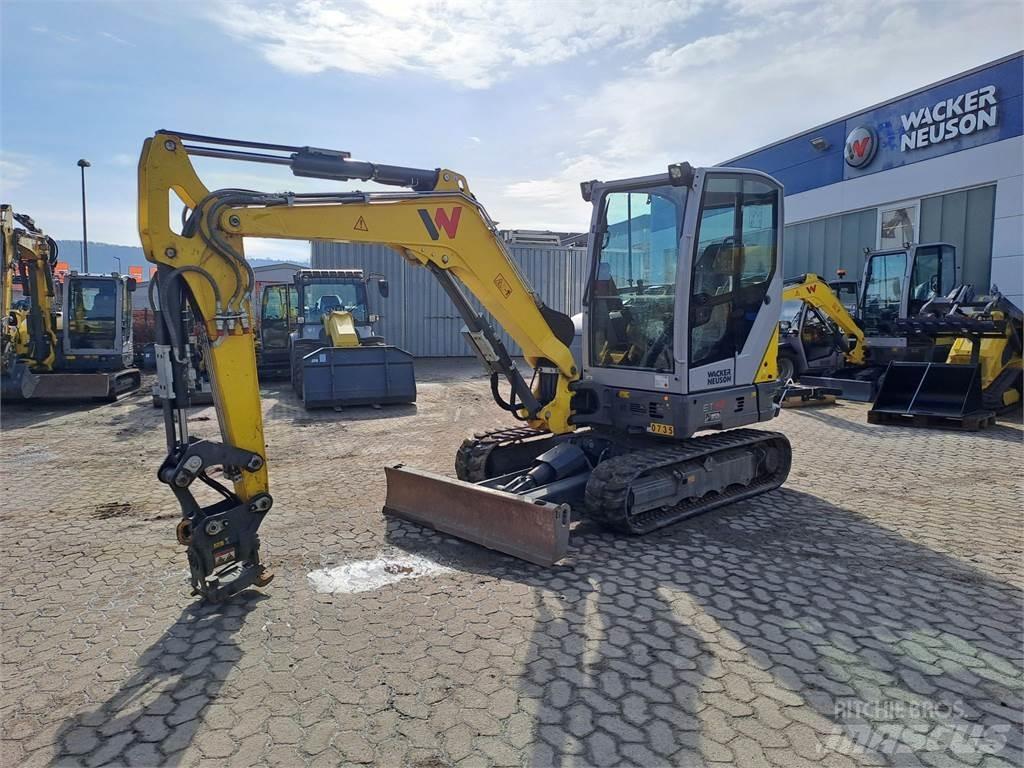 Wacker Neuson ET42 Lánctalpas kotrók