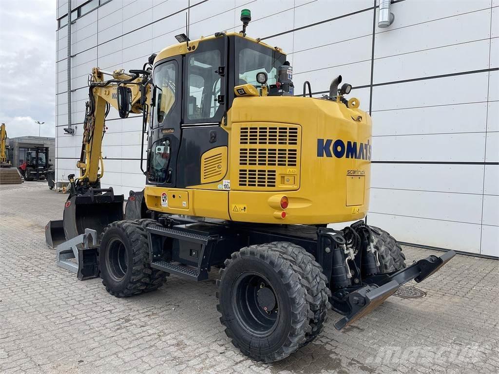 Komatsu PW118MR-11 Gumikerekes kotrók