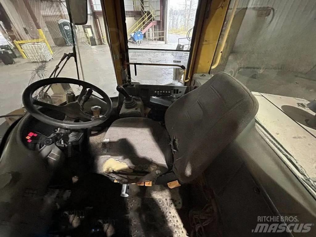Volvo L 90 E Gumikerekes homlokrakodók