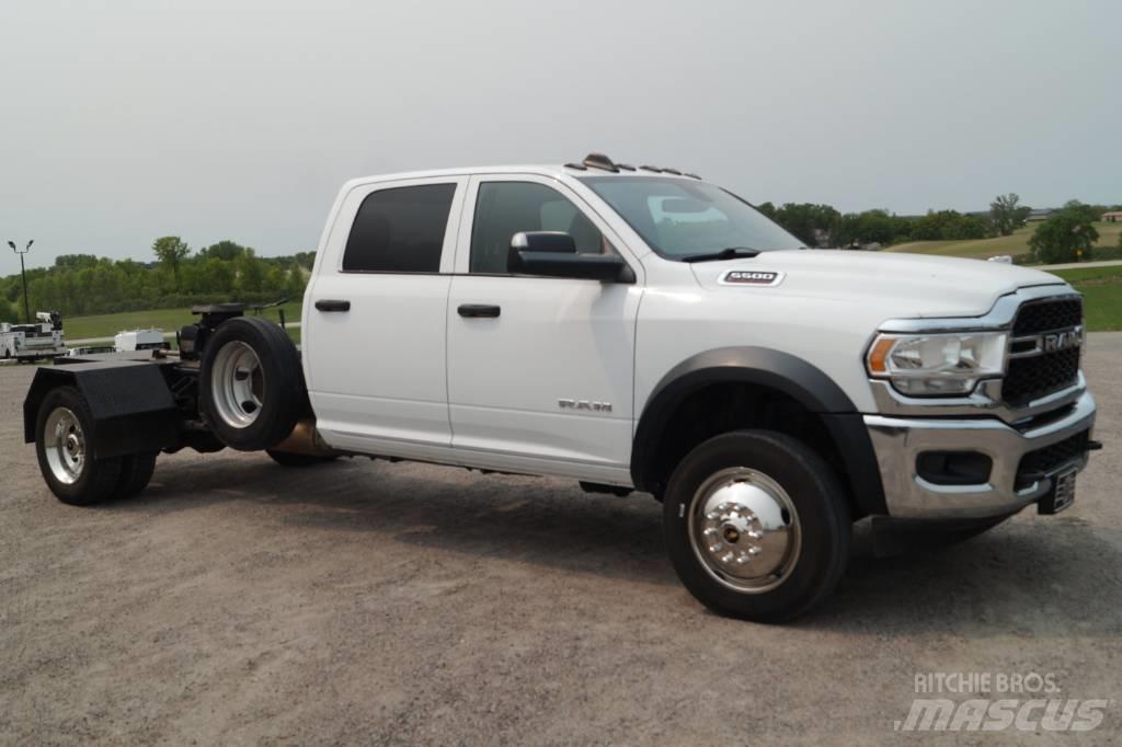 RAM 5500 TRADESMAN Fülkés alváz