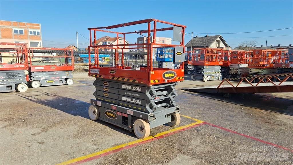 SkyJack SJIII4632 Ollós emelők