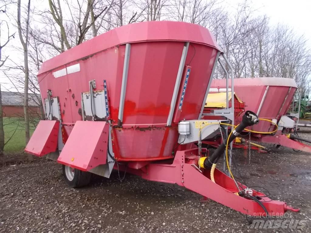 JF VM-27 Takarmánykeverők