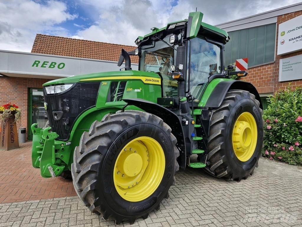 John Deere 7R330 Traktorok