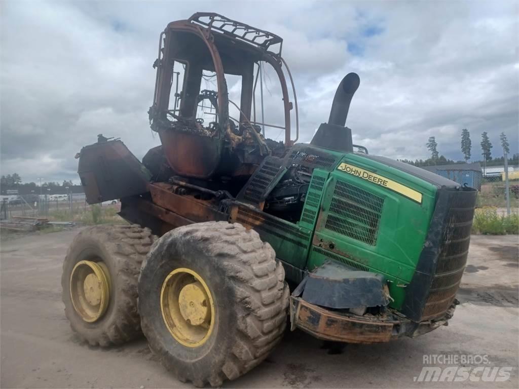 John Deere 1910G Kihordók
