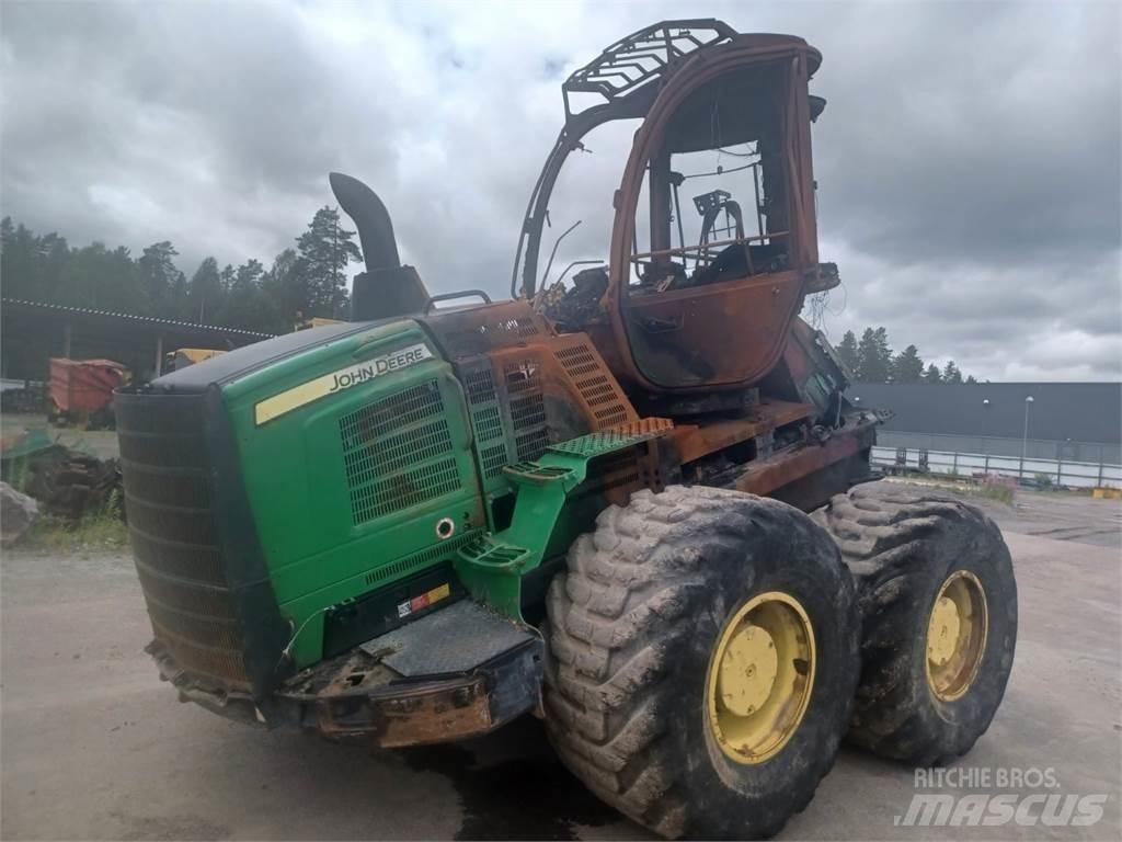 John Deere 1910G Kihordók