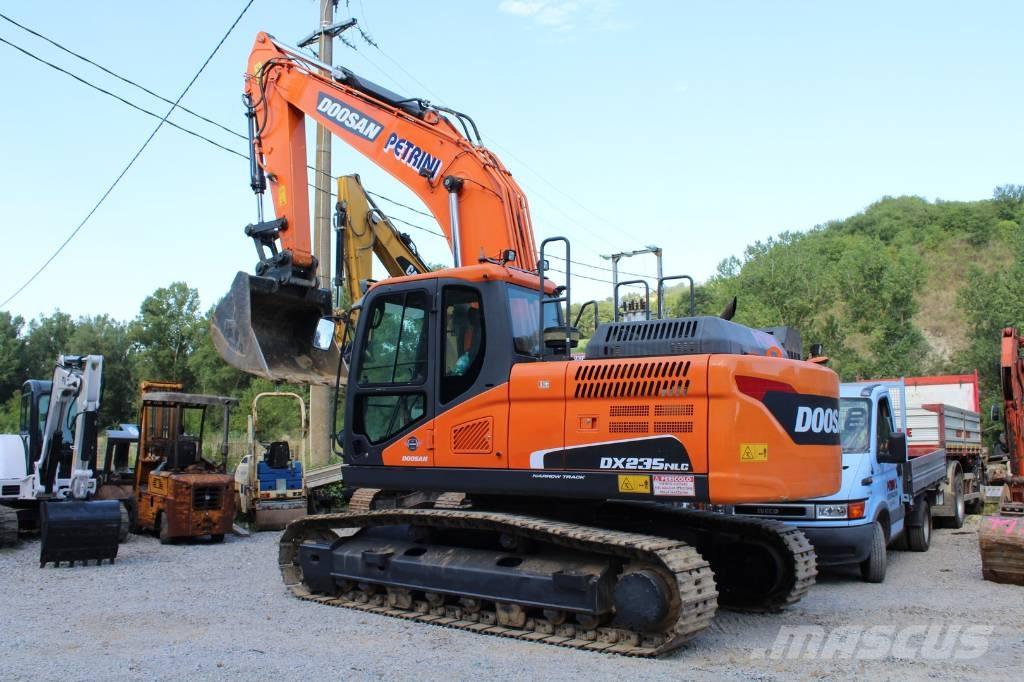Doosan DX 235 NLC-5 Lánctalpas kotrók