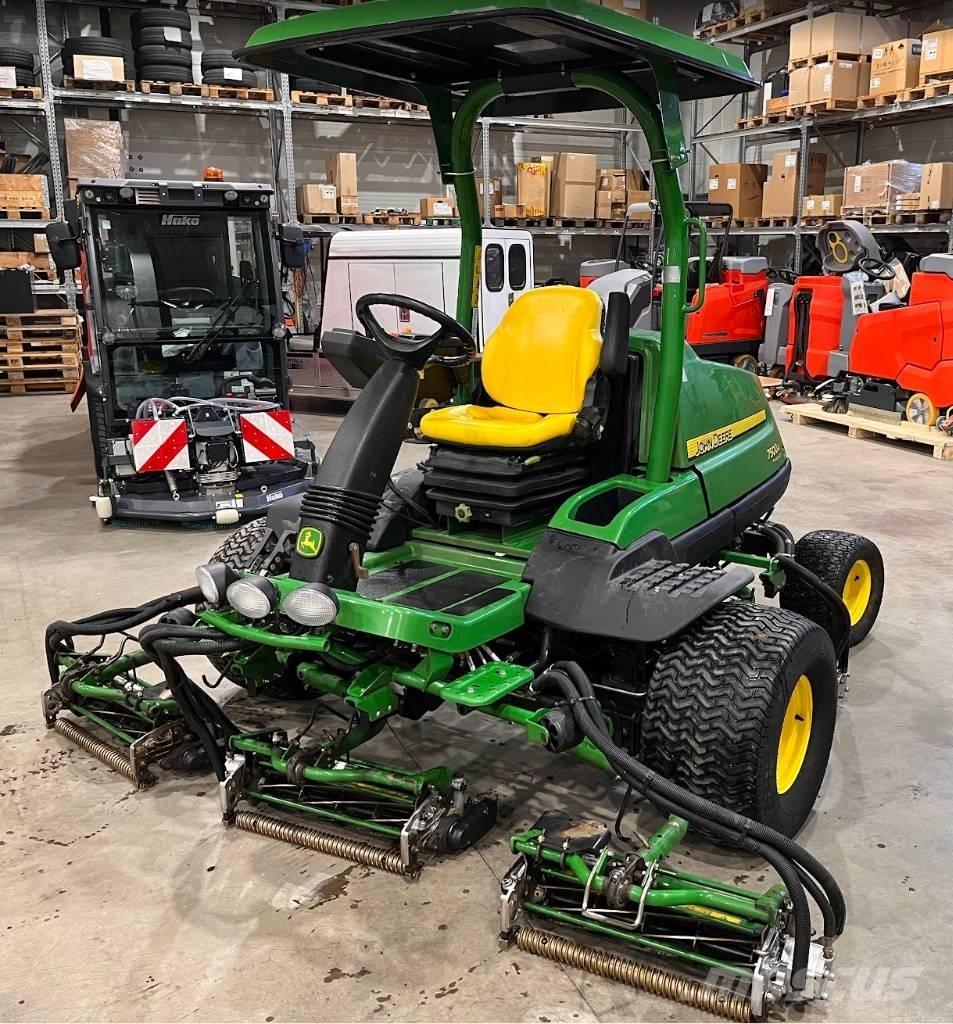 John Deere 7500A Golfpálya fűnyírók
