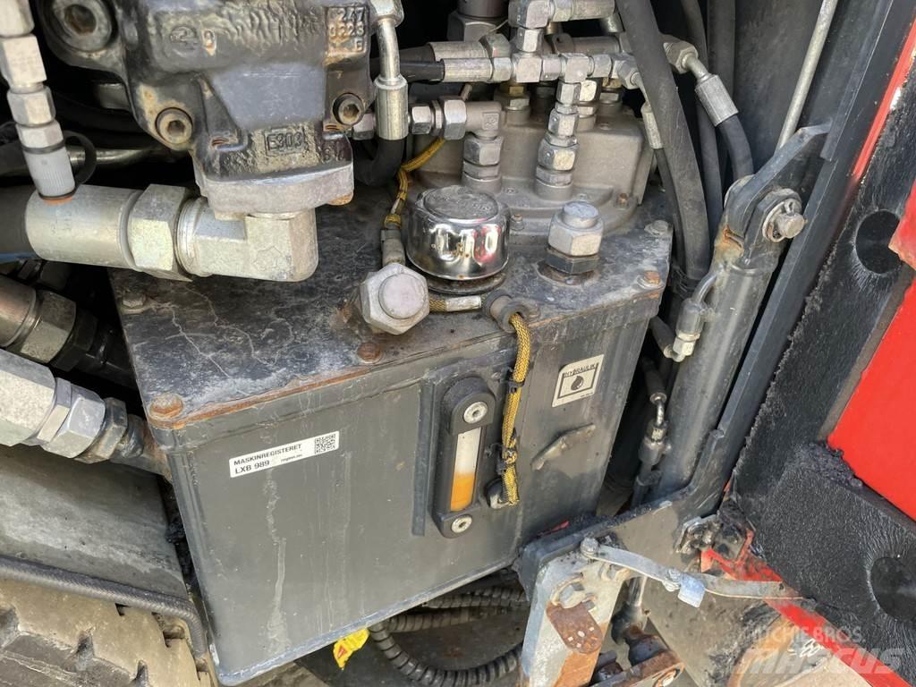 Bomag BF 300 P Aszfalt terítõ gépek