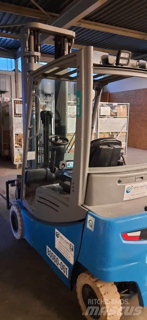 Jungheinrich EFG 320 Elektromos targoncák