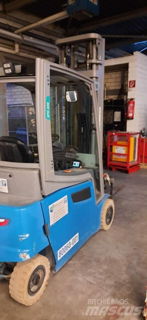 Jungheinrich EFG 320 Elektromos targoncák