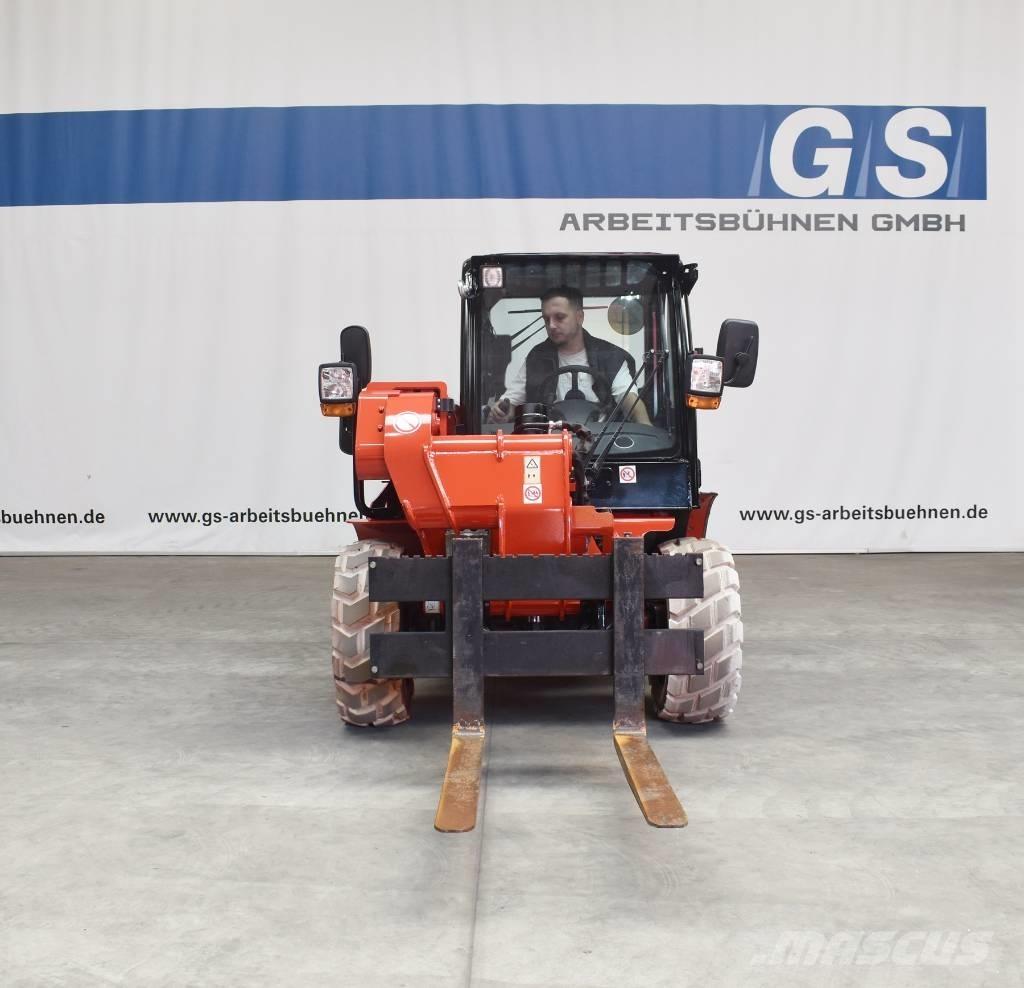 JCB 520-40 4WS Teleszkópos rakodók