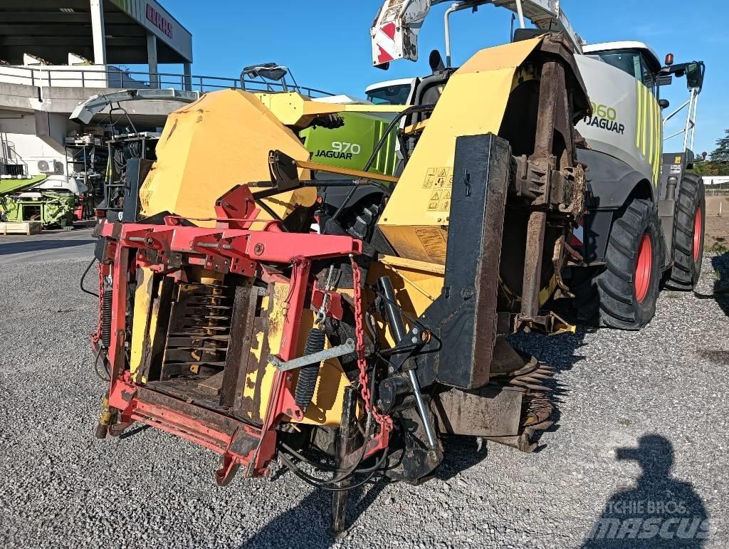 KEMPER 460 Önjáró szecskázók