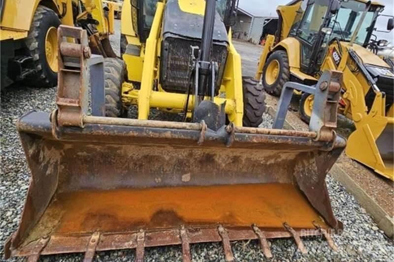 CAT 422E TLB Kotrórakodók