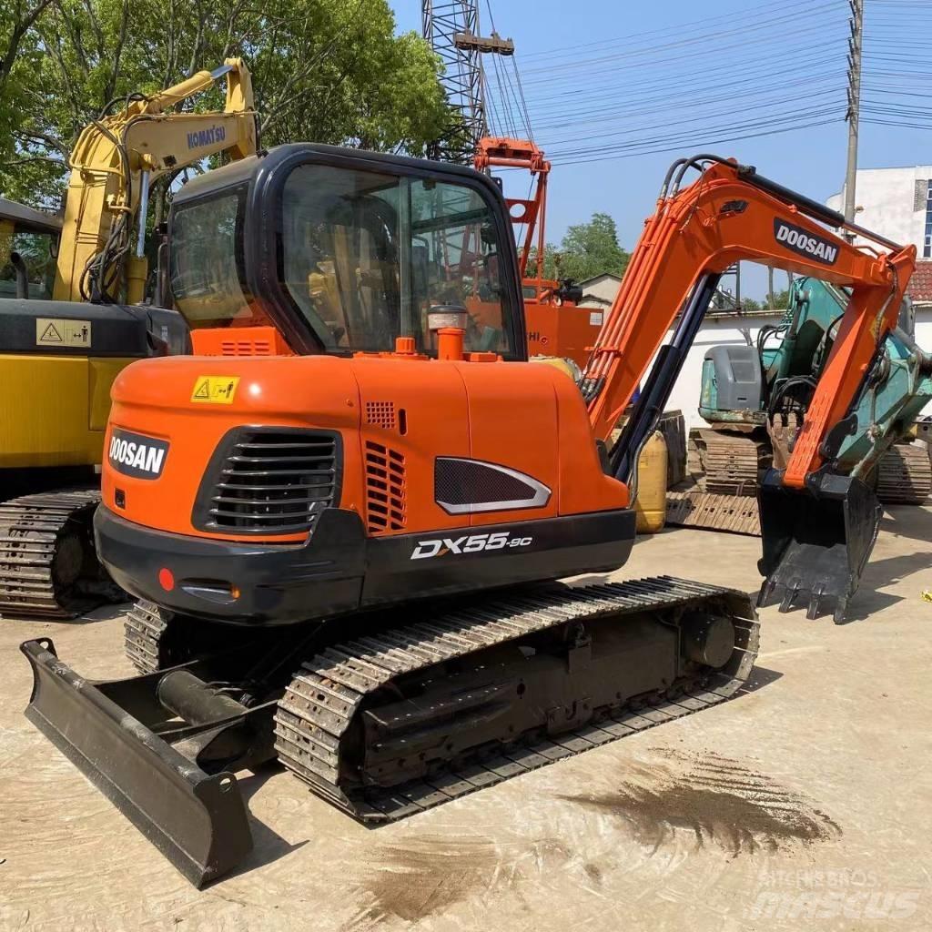 Doosan DX 55 Mini kotrók < 7t