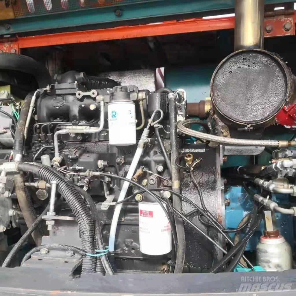 Doosan DX70W-9C Gumikerekes kotrók