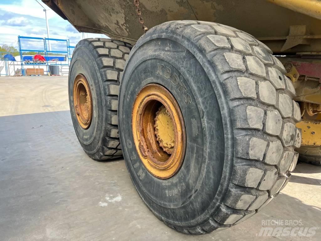 CAT 740 Csuklósdömperek
