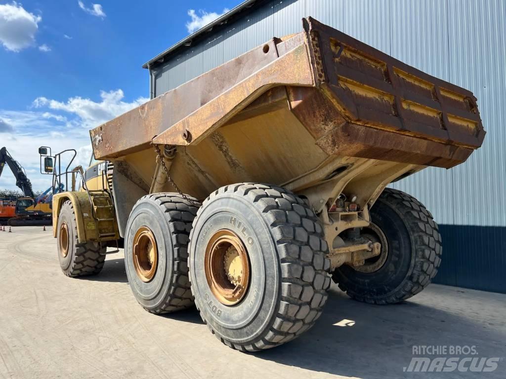CAT 740 Csuklósdömperek