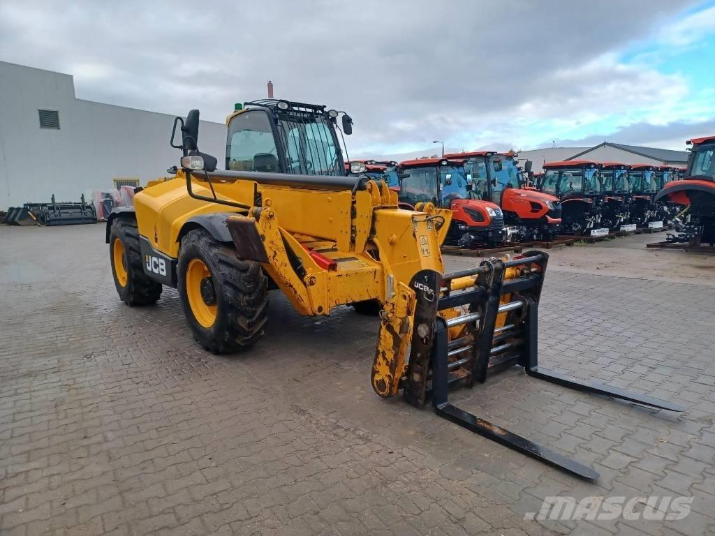 JCB 540-140 Teleszkópos rakodók