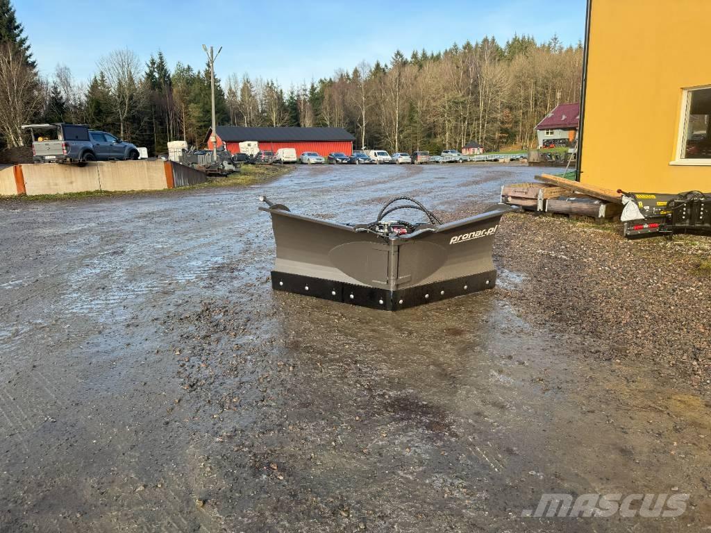 Pronar PUV 2600 M Hóeltakarítók
