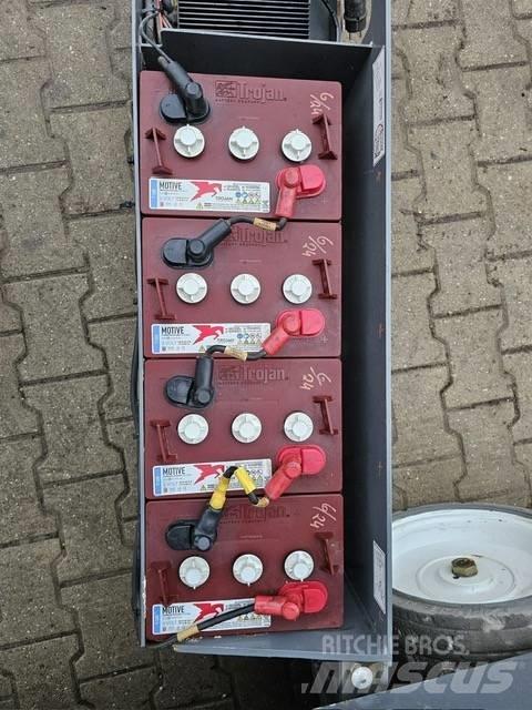 SkyJack SJ III 4632 Ollós emelők