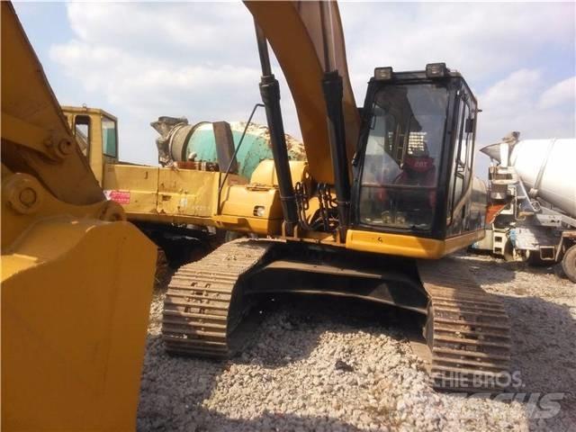 CAT 330B Lánctalpas kotrók