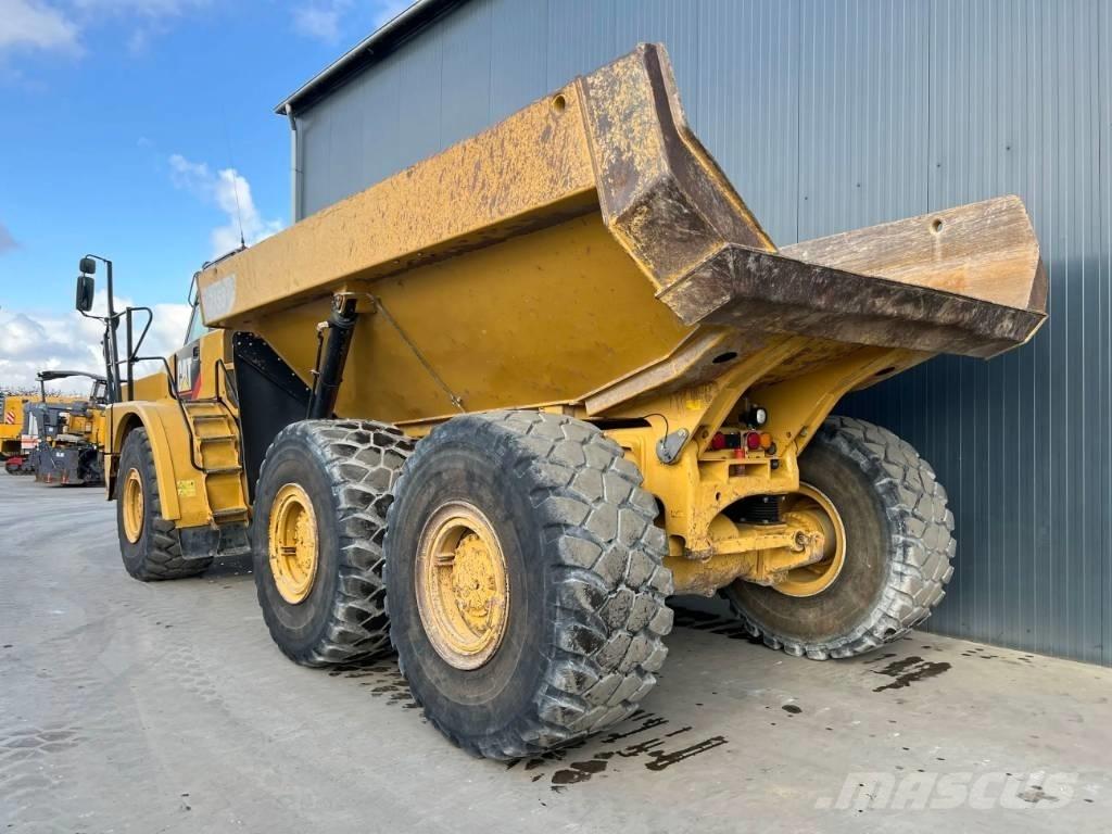 CAT 735 | 735B Csuklósdömperek