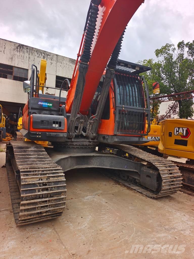 Doosan DX 300 LC Mini kotrók < 7t