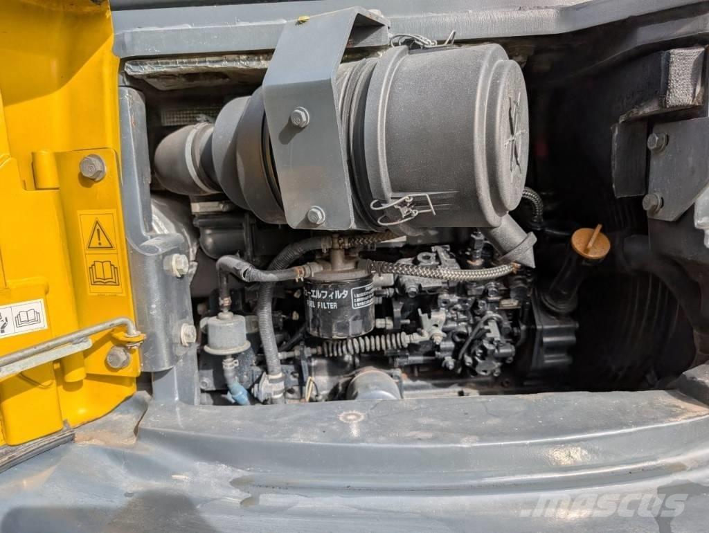 Komatsu PC 55 MR-3 Mini kotrók < 7t