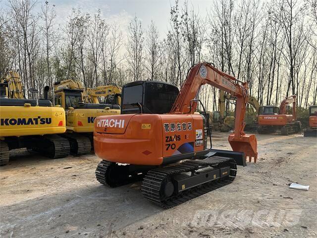 Hitachi ZX70 Lánctalpas kotrók