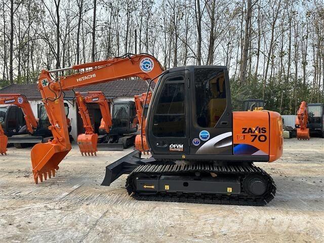 Hitachi ZX70 Lánctalpas kotrók