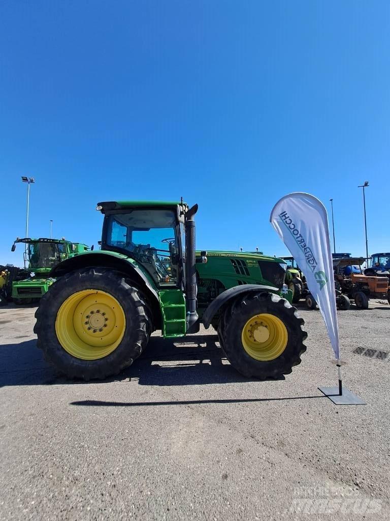 John Deere 6210 R Traktorok