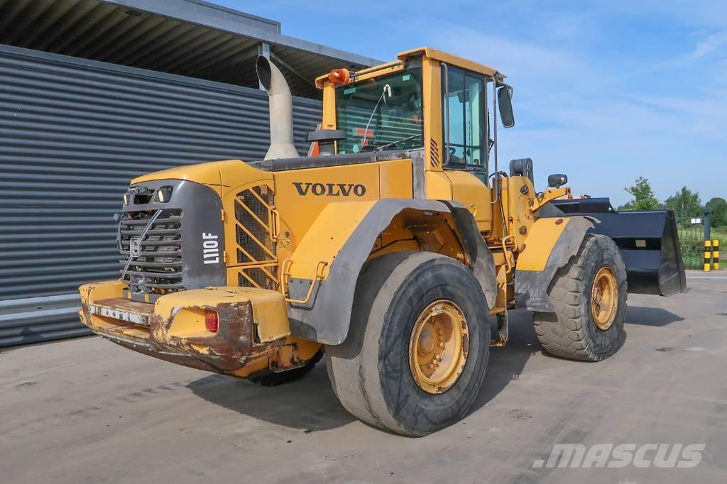 Volvo L110F Gumikerekes homlokrakodók