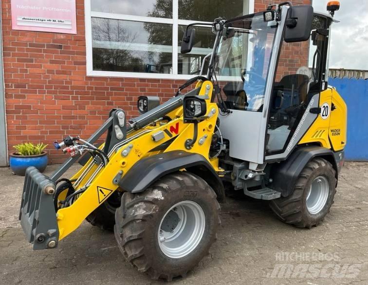 Wacker Neuson WL 28 Gumikerekes homlokrakodók