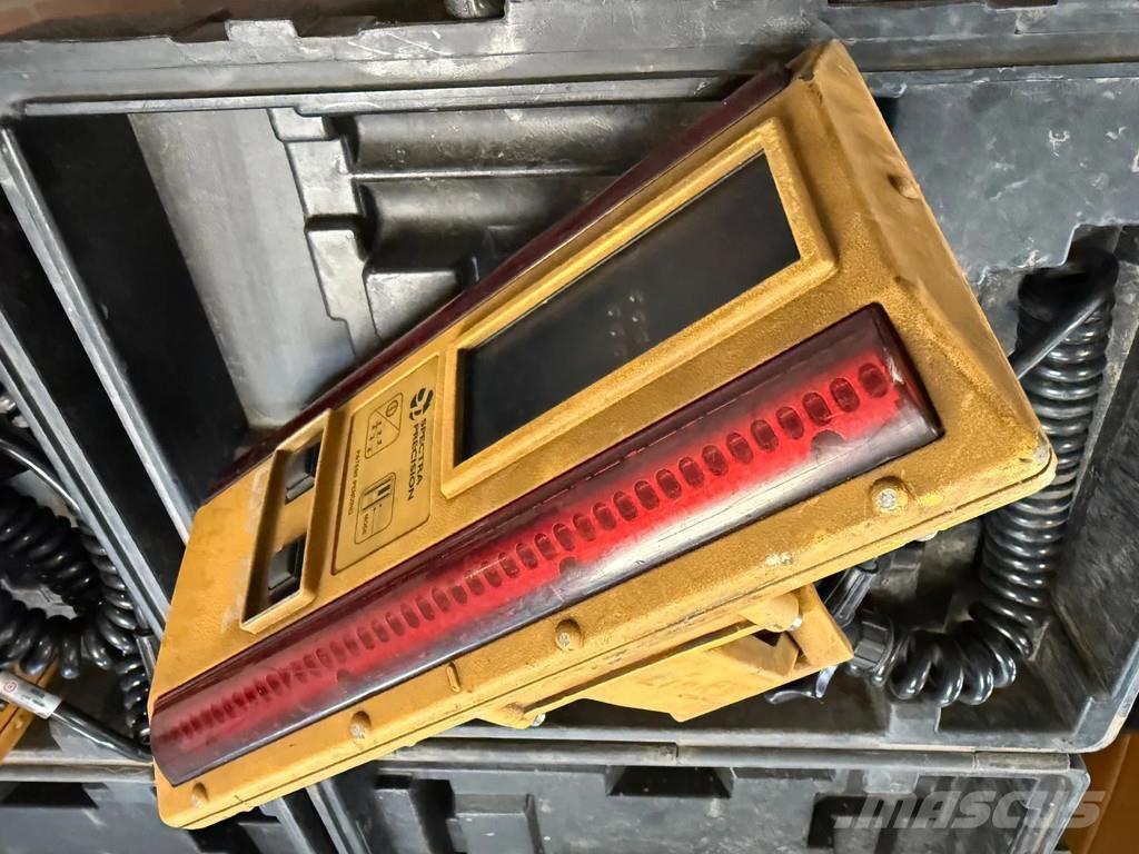 CAT D6M lánctalpas dózerek